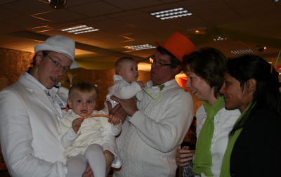 Guillame, Zoé, Melina, Papou, Christelle et Émilie